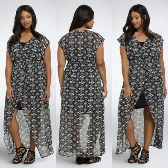 torrid Dresses & Skirts - Torrid Ikat Chiffon Multicolored Geometric Print Sheer Dress Women's Size 3 3X